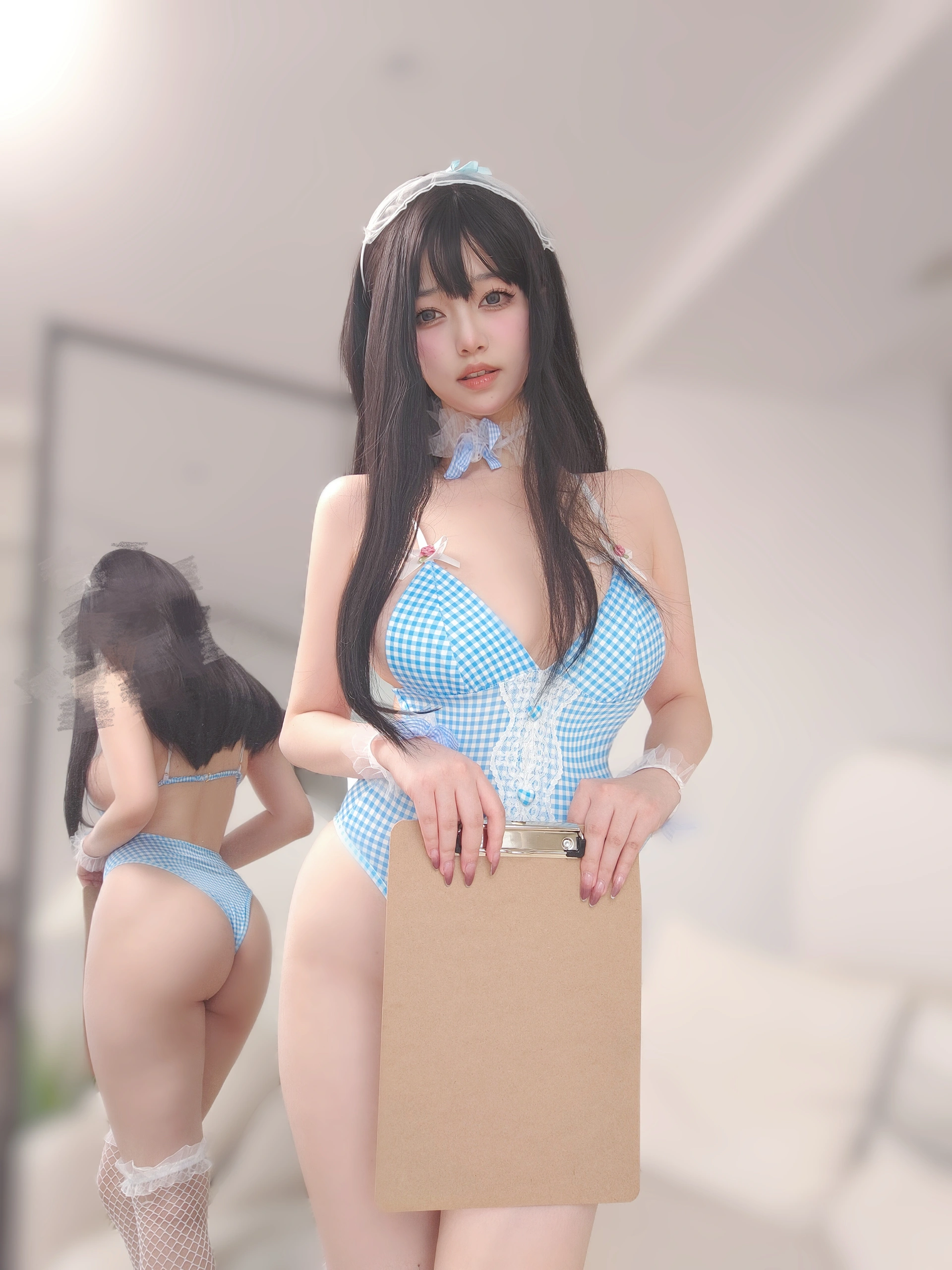 女主K – NO.045 蓝色泳装女仆 1