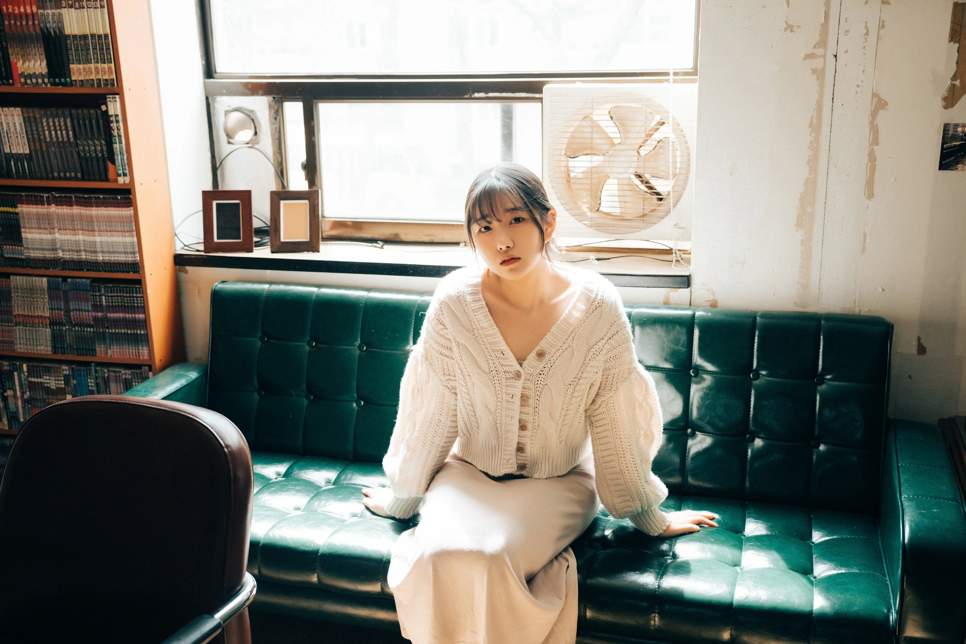 Sonson(손손) – NO.046 [Loozy]  - Comic Shop Girl 1